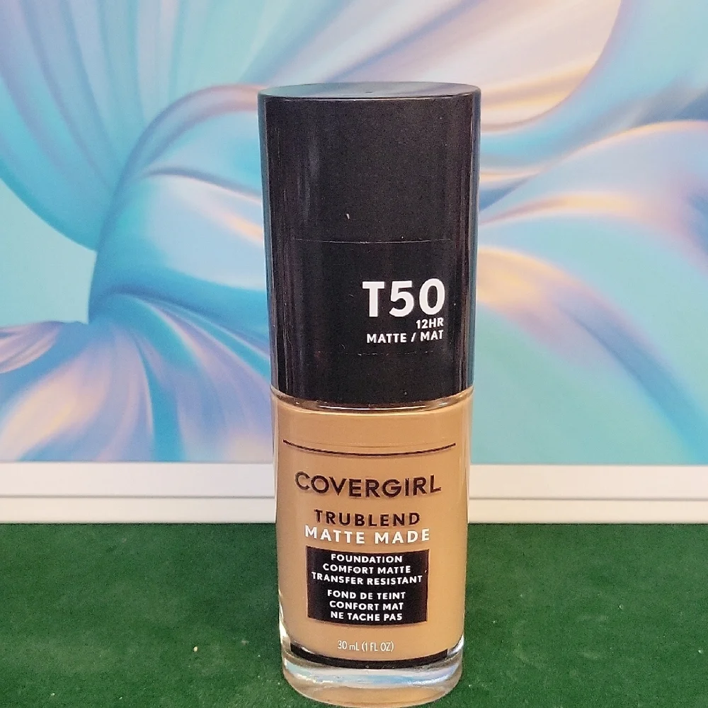 Covergirl TruBlend Matte Made Foundation 30ml New Sealed Bottle T50 Natural Tan